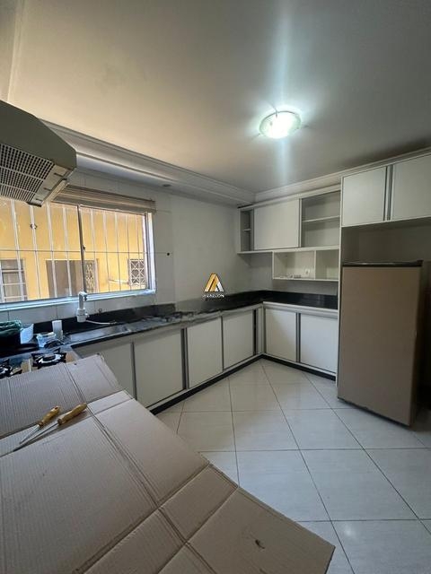 Casa para alugar em Hortolândia, Jardim Adelaide, com 3 quartos, com 220 m²